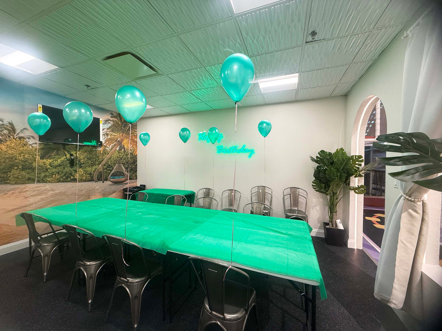 Banana Party Room - Reservation Deposit